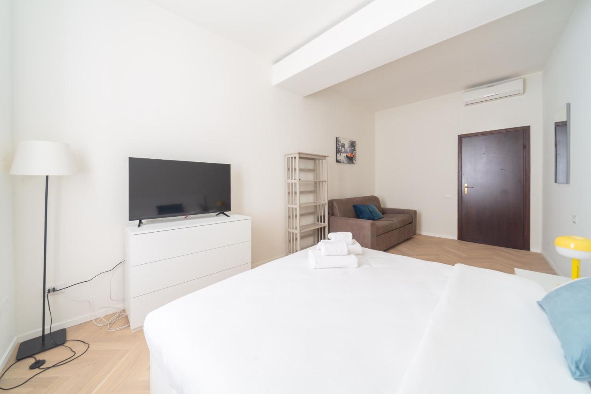 Charming 2-bedroom In Milanese Building Appartement Milan