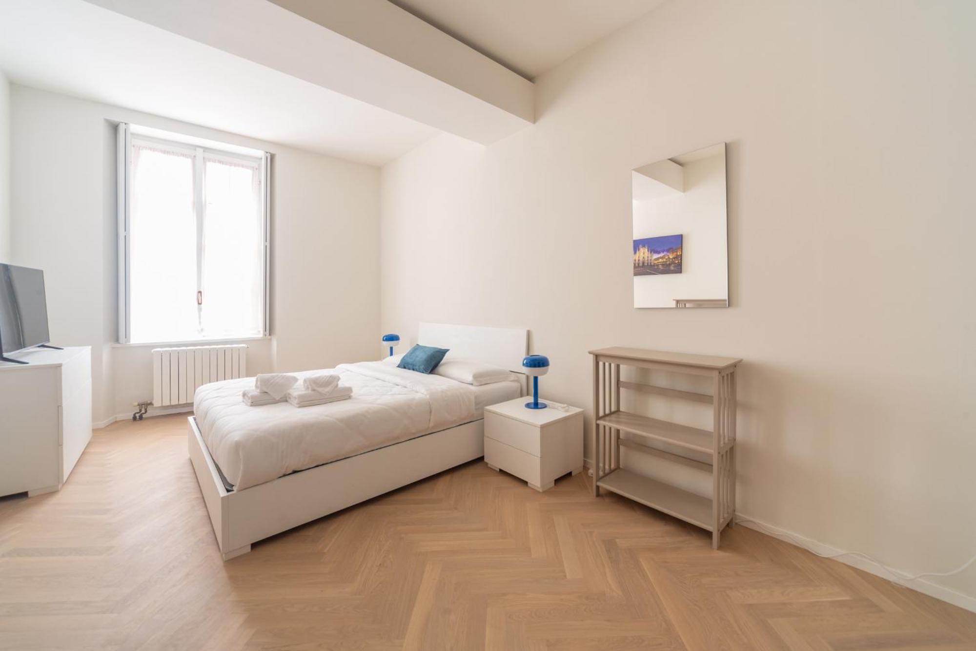 Charming 2-bedroom In Milanese Building Milan