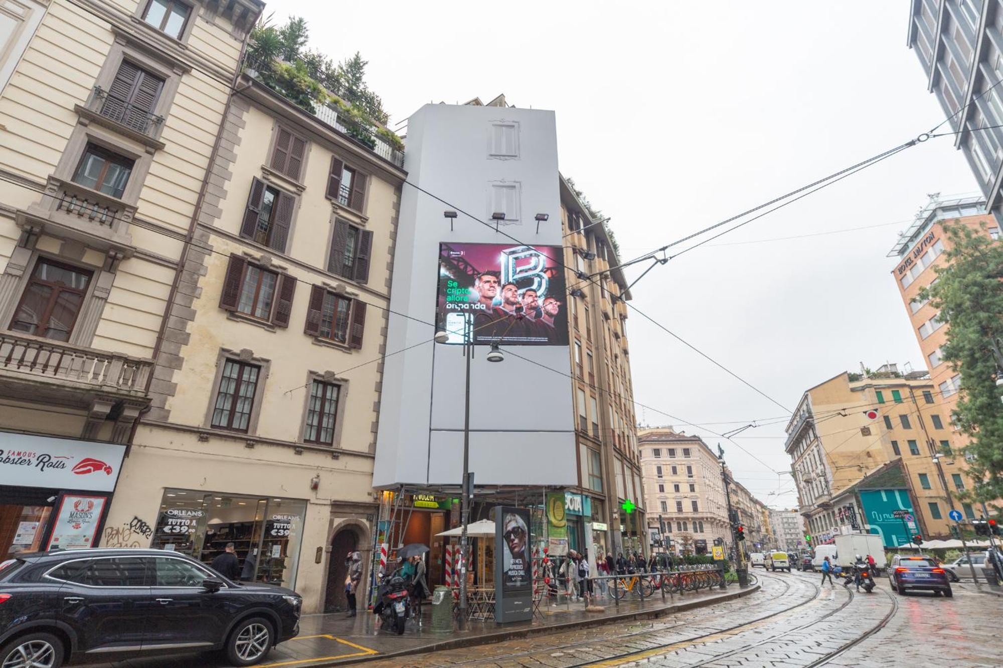Charming 2-bedroom In Milanese Building * Milan